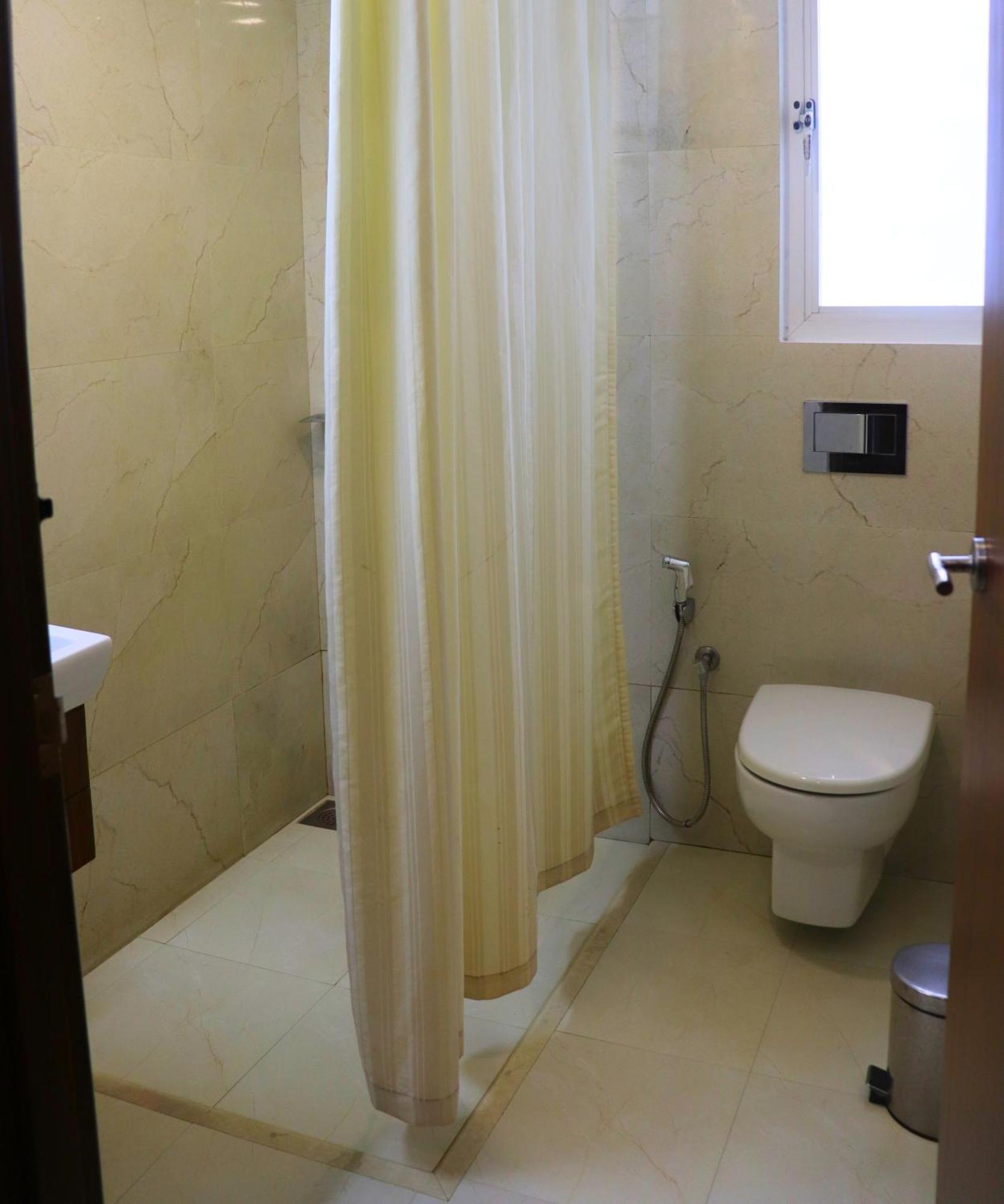 Niko Hotels Kochi Εξωτερικό φωτογραφία