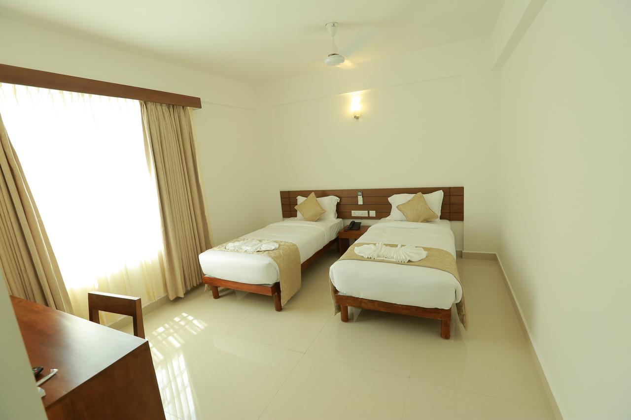 Niko Hotels Kochi Εξωτερικό φωτογραφία