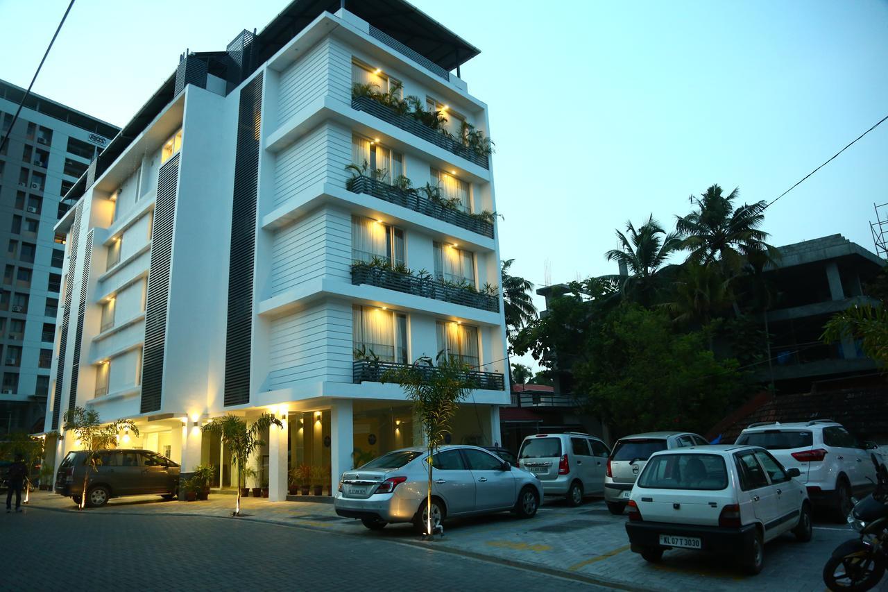 Niko Hotels Kochi Εξωτερικό φωτογραφία