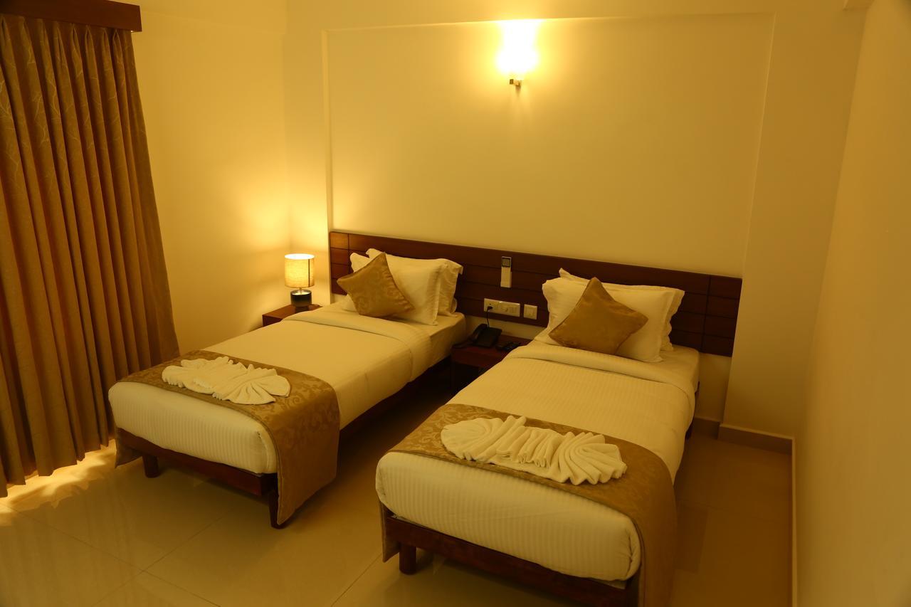 Niko Hotels Kochi Εξωτερικό φωτογραφία