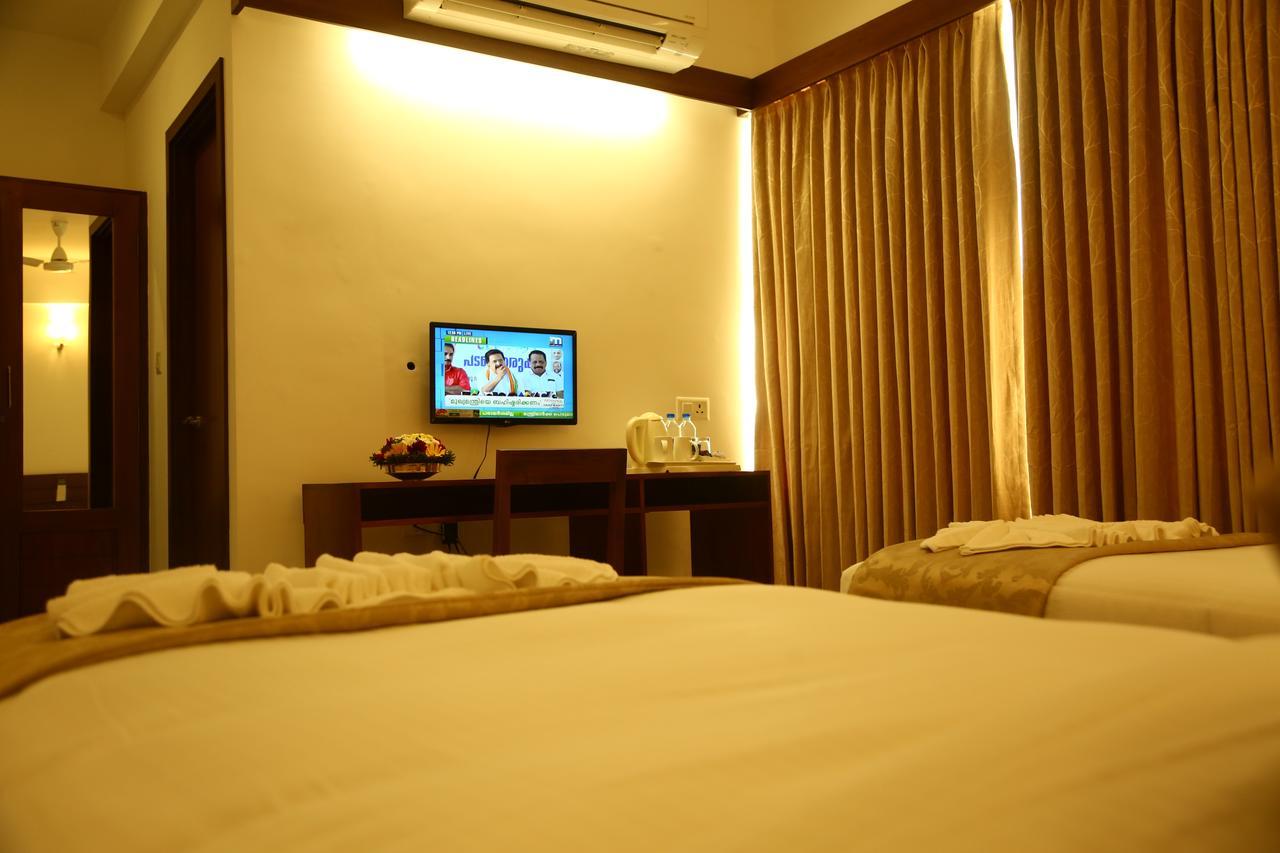 Niko Hotels Kochi Εξωτερικό φωτογραφία